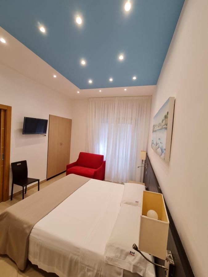 Il Vascello Hotel Porto Cesareo Bagian luar foto