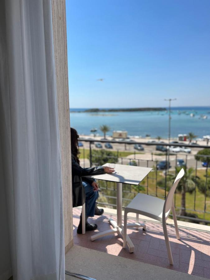 Il Vascello Hotel Porto Cesareo Bagian luar foto