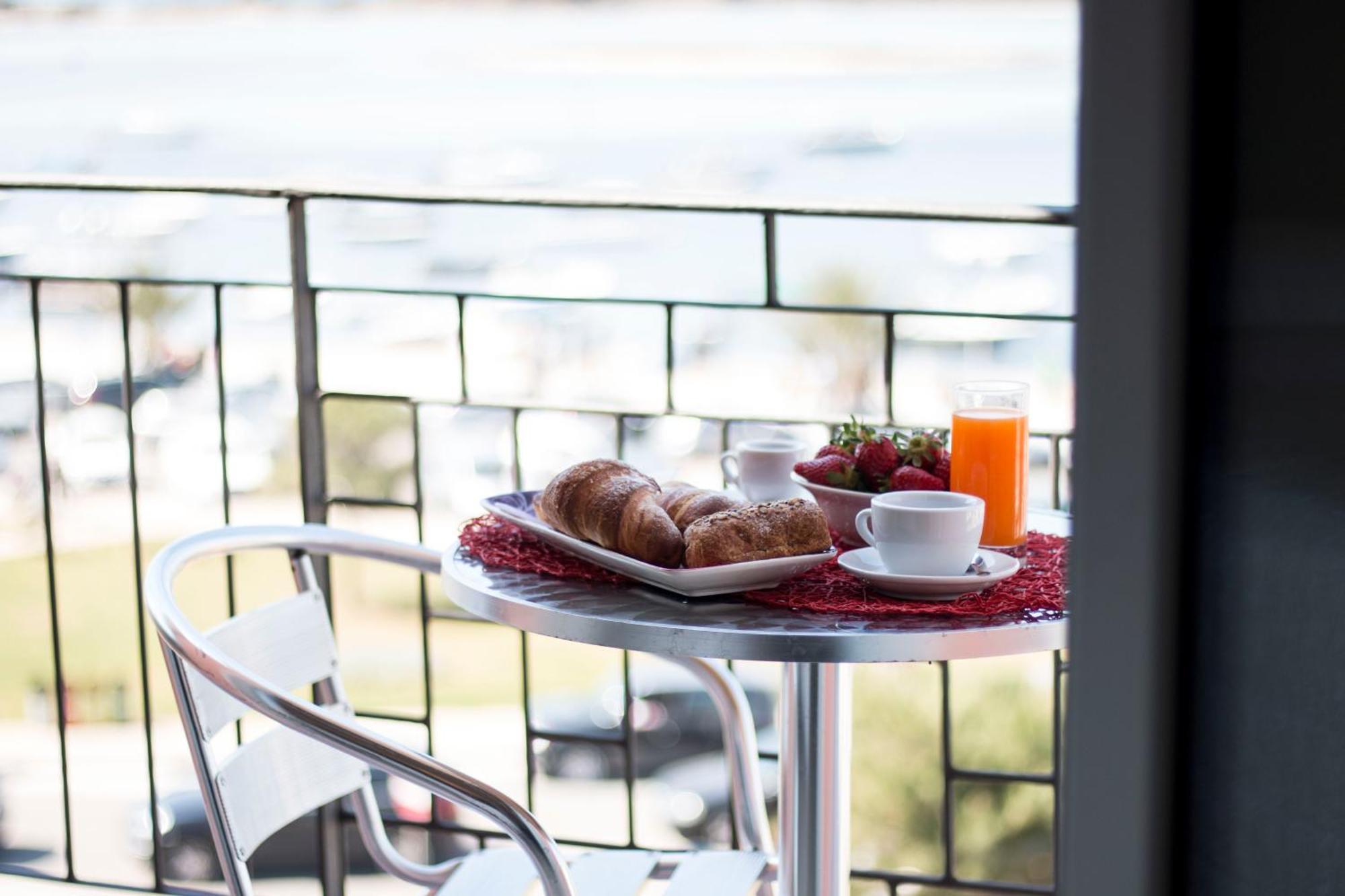 Il Vascello Hotel Porto Cesareo Bagian luar foto